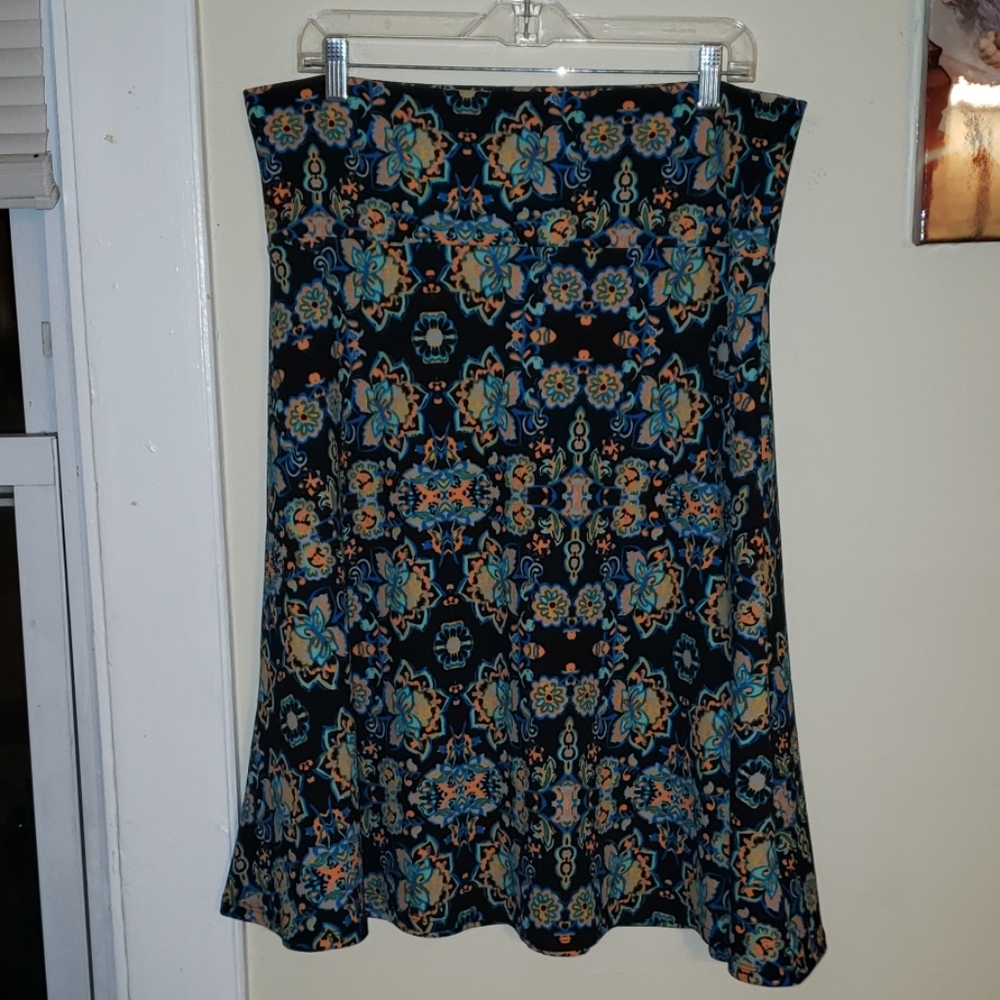LuLaRoe "Azure" Style Skirt 2XL